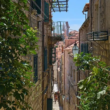 Old Town 아파트 *
